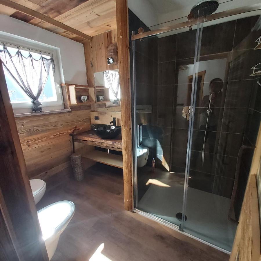 La Tana Dell'Orso Apartment Кампитело ди Фаса Екстериор снимка