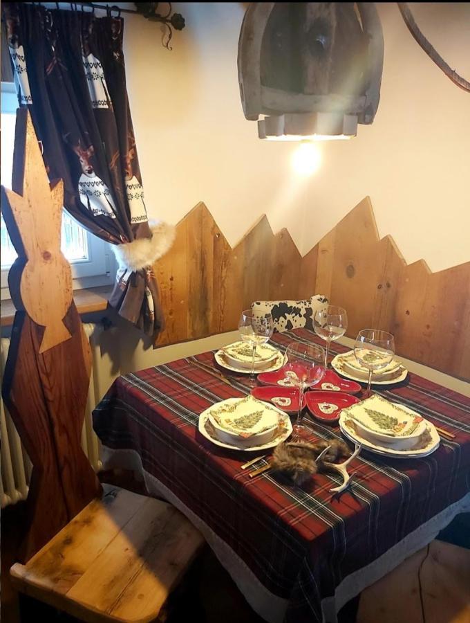 La Tana Dell'Orso Apartment Кампитело ди Фаса Екстериор снимка