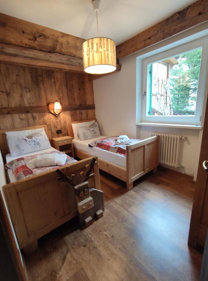 La Tana Dell'Orso Apartment Кампитело ди Фаса Екстериор снимка