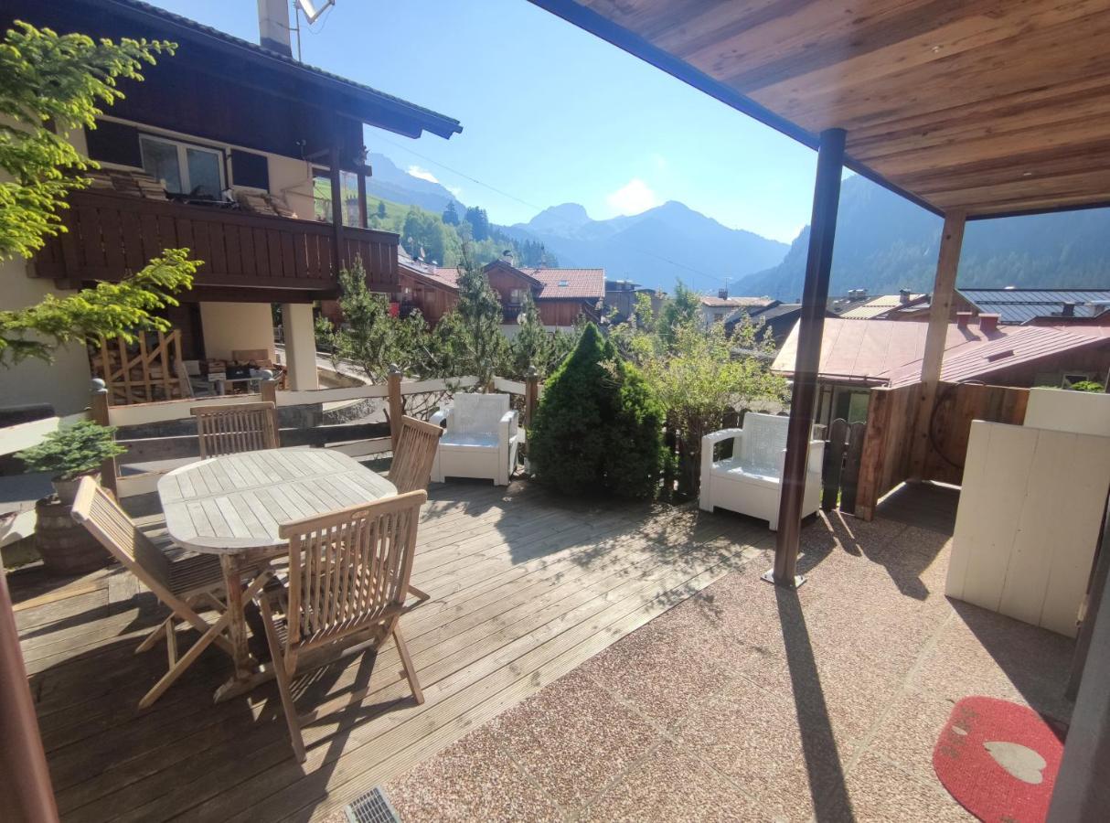 La Tana Dell'Orso Apartment Кампитело ди Фаса Екстериор снимка