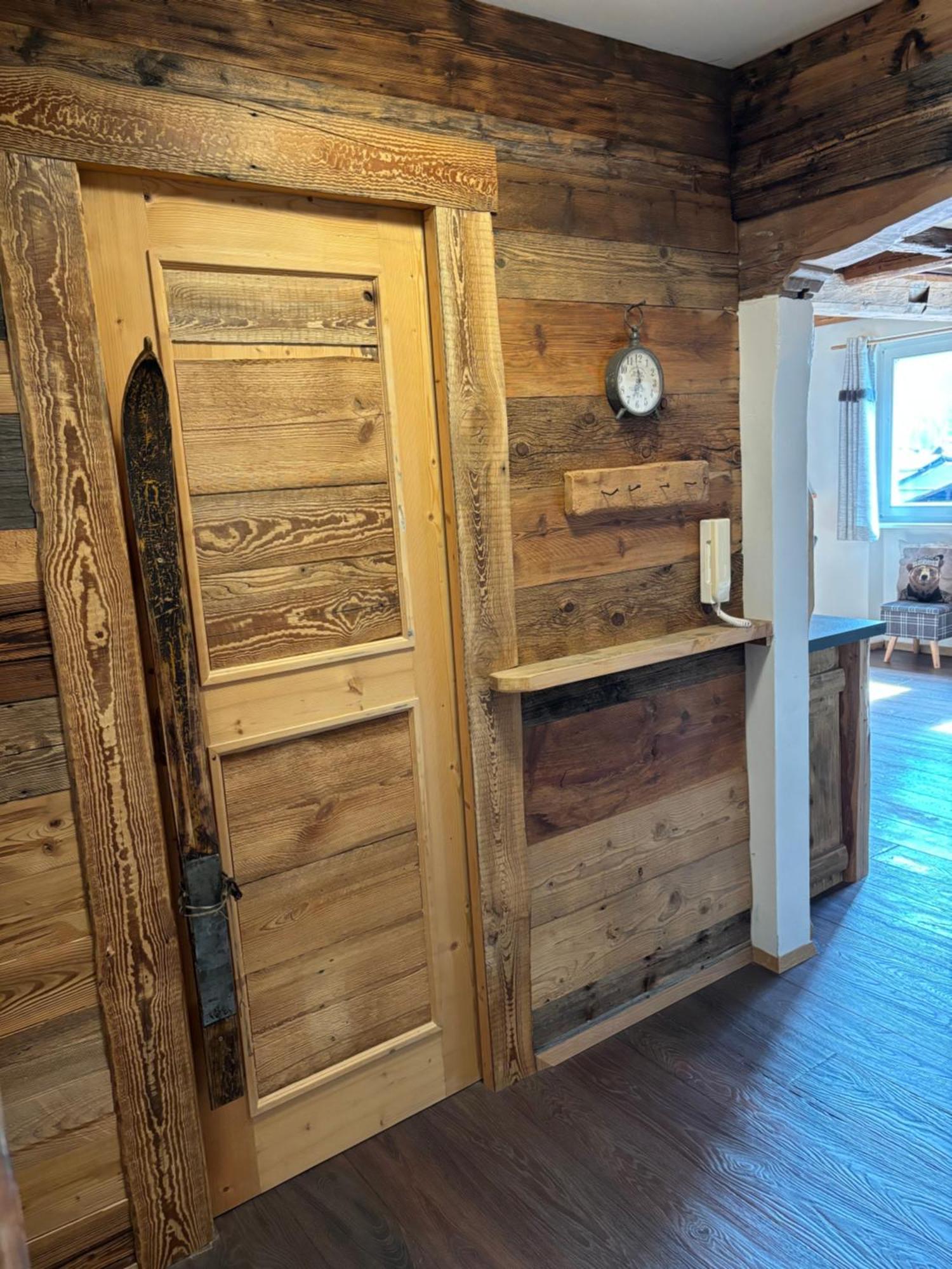 La Tana Dell'Orso Apartment Кампитело ди Фаса Екстериор снимка