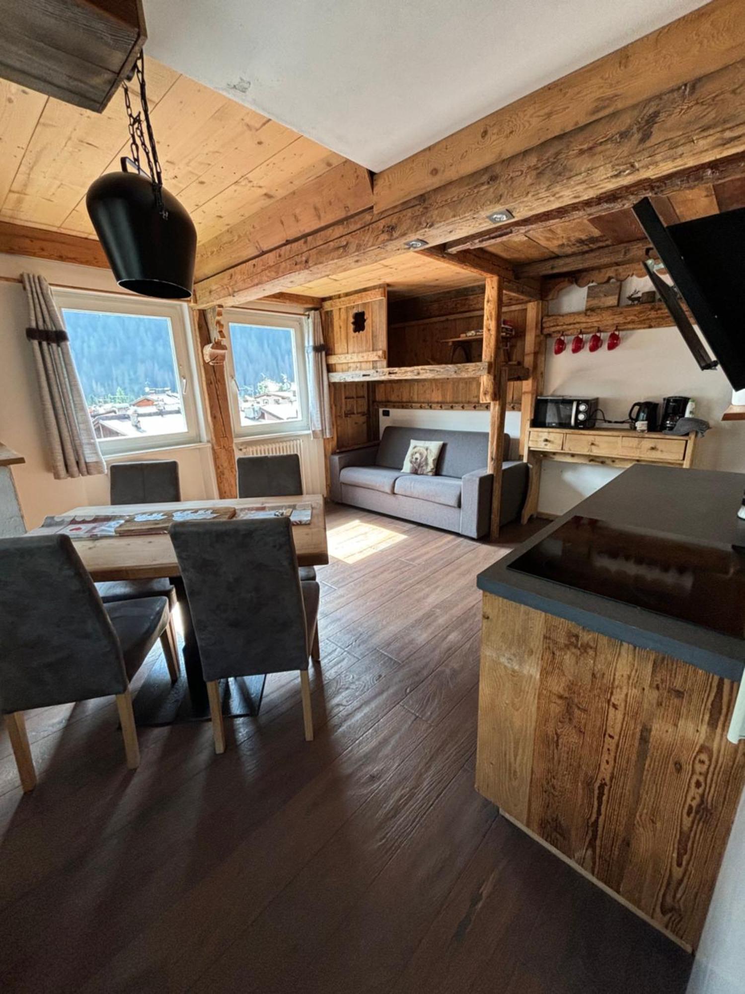 La Tana Dell'Orso Apartment Кампитело ди Фаса Екстериор снимка